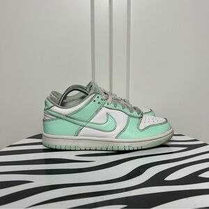 Nike dunk low Mint green